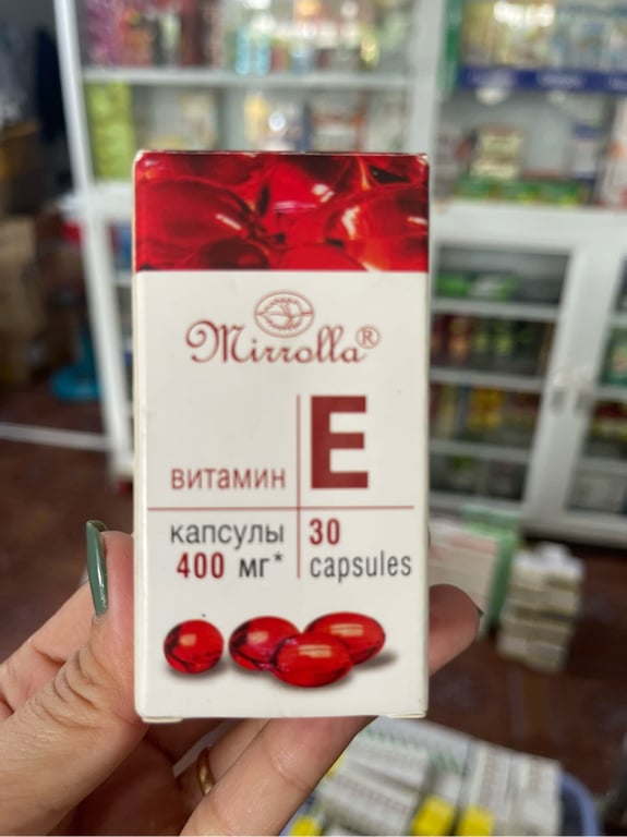 E đỏ Nga h/30v nhựa