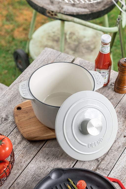 Nồi gang dáng cao Oceno 20cm (cao 13cm)