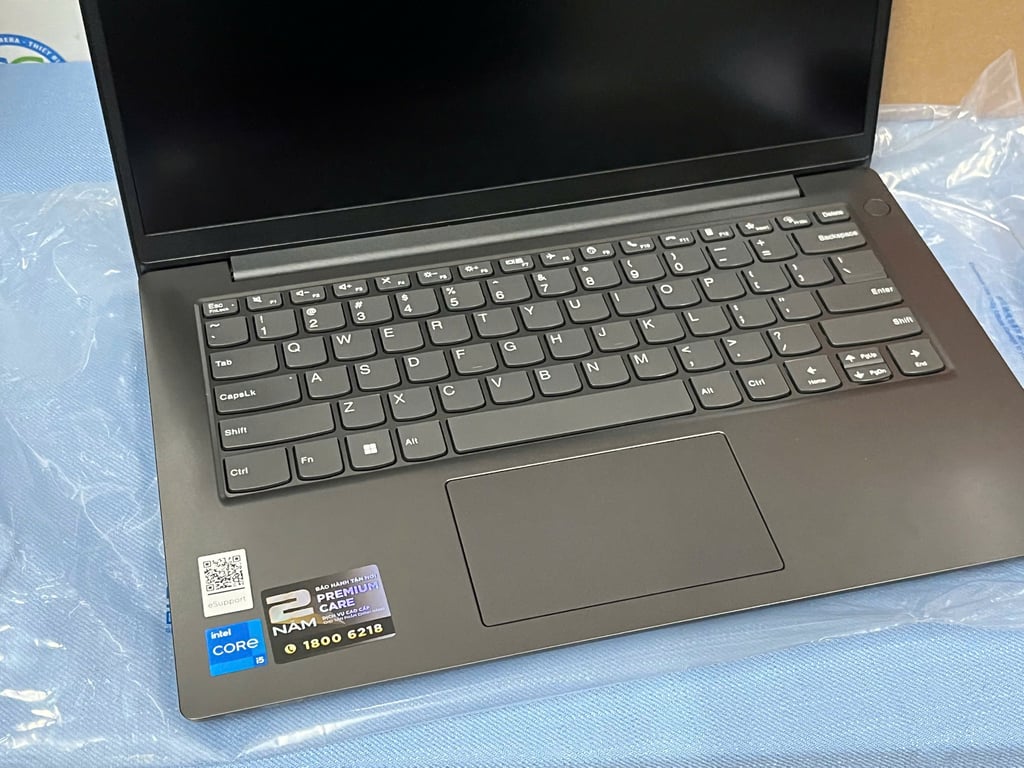 Laptop Lenovo V14 G5 IRL 83HD0038VA