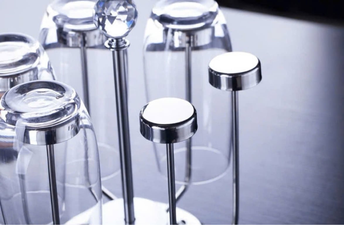 GIÁ ÚP CỐC XOAY 360 ĐỘ