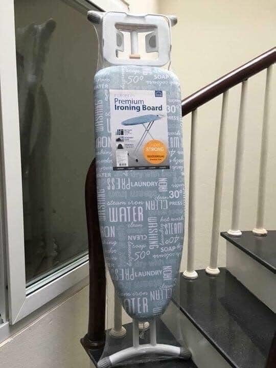 CẦU LÀ CHÂN CAO PREMIUM IRONING LOCK&LOCK F00141