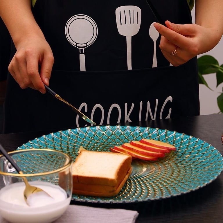 Đĩa Thủy Tinh Cao Cấp Hoa Văn Đuôi Công 33cm