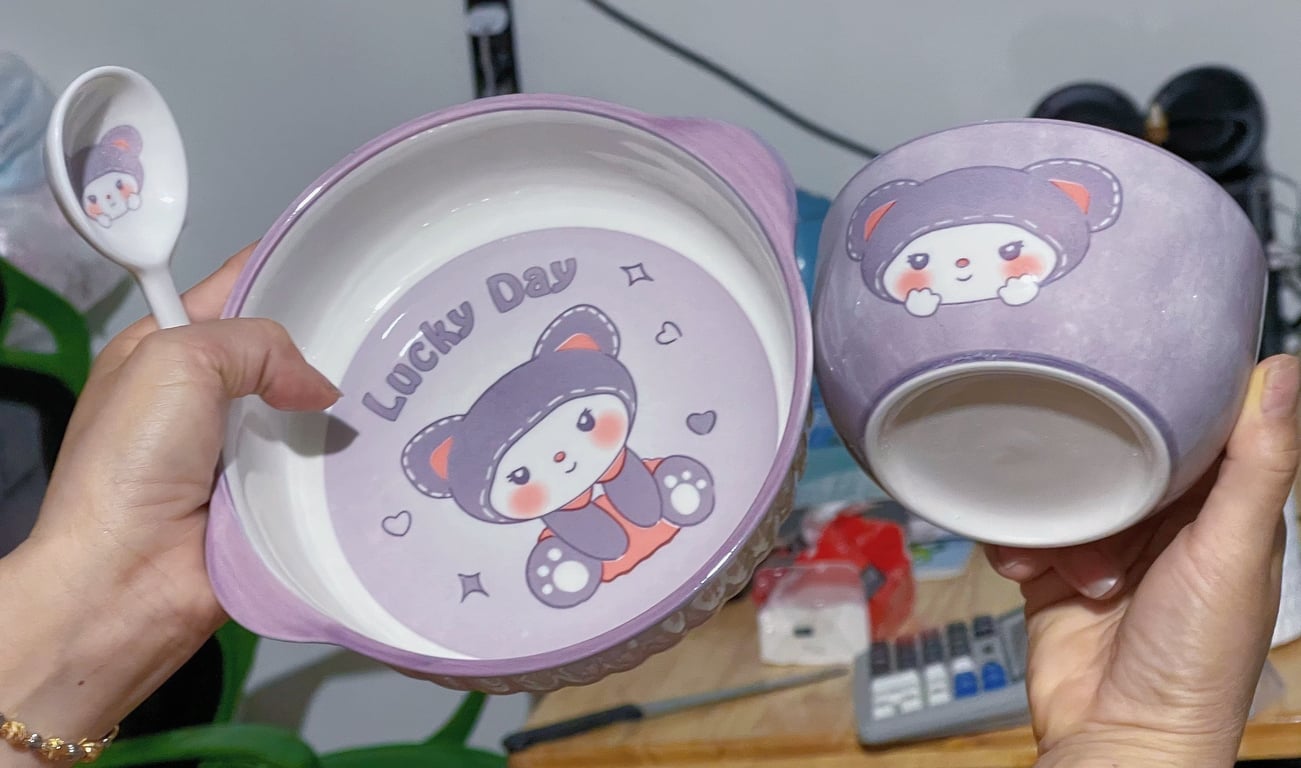Set Bát Sứ Kèm Thìa Hình Gấu Cute