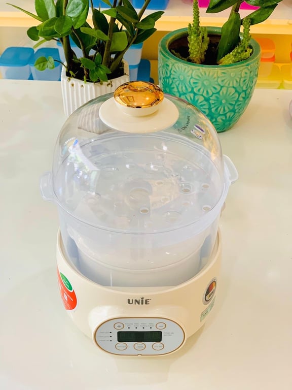 Nồi nấu chậm USC102W với 2 tầng: Nấu - Hấp tiện lợi