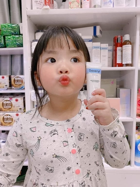 𝐊𝐄𝐌 𝐍𝐄̉ 𝐃𝐄𝐗𝐄𝐑𝐘𝐋 𝐏𝐇𝐀́𝐏