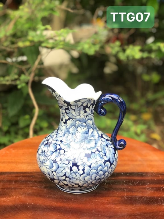 Bình hoa Bát Tràng men lam xanh