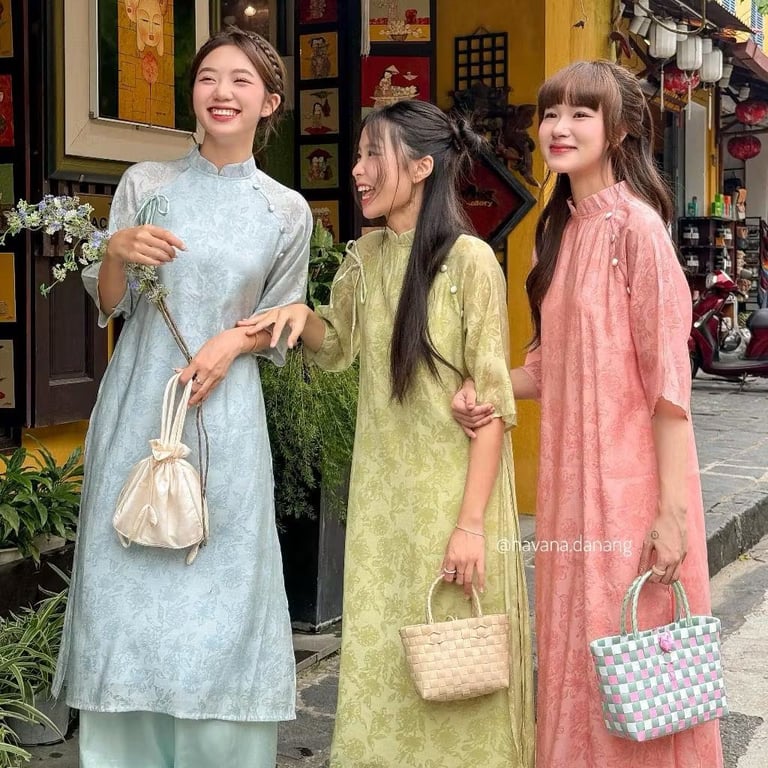AD HVN Bích Giản - hồng