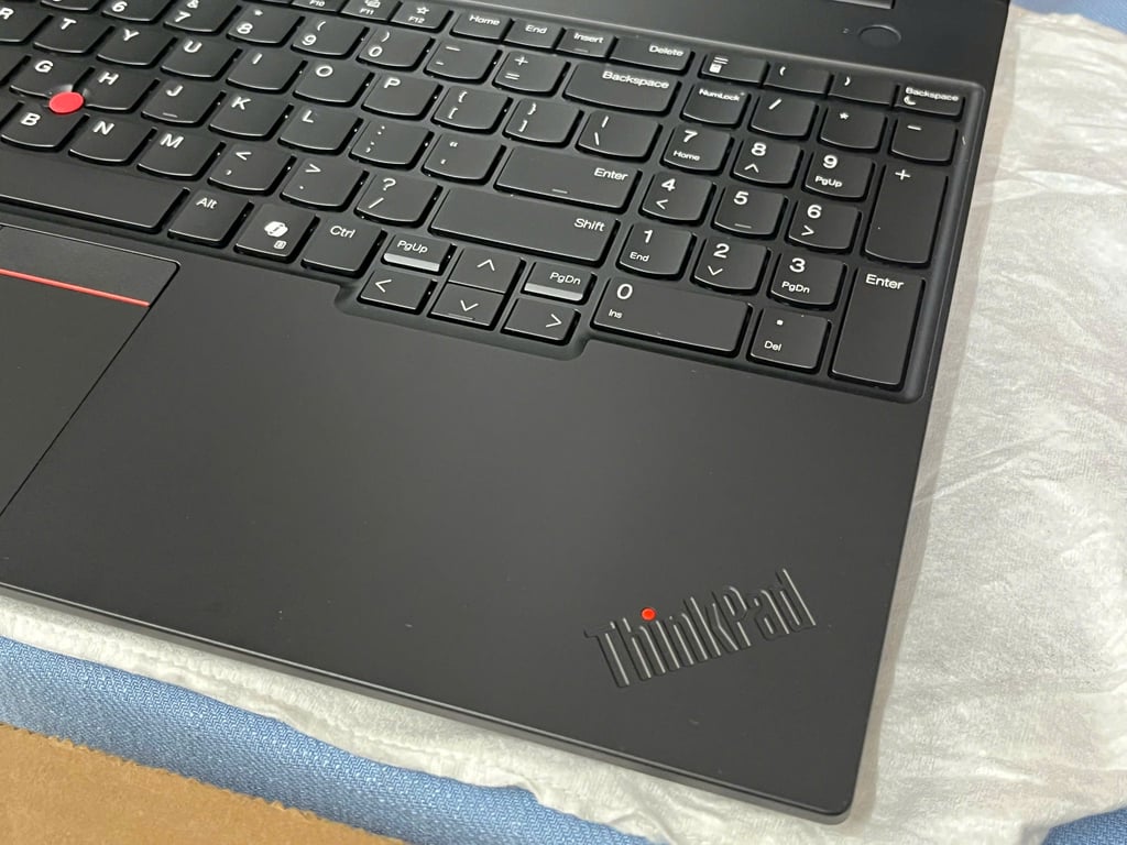 Laptop Lenovo ThinkPad E16 Gen 3 21SR002GVA