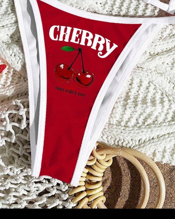 Bikini 3 món đỏ có áo