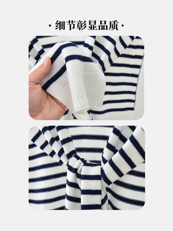 Chiếc khăn để Ce mặc áo sơ mi , áo phông