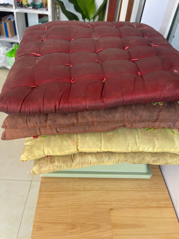 Giặt nệm ngồi <1.4 kg