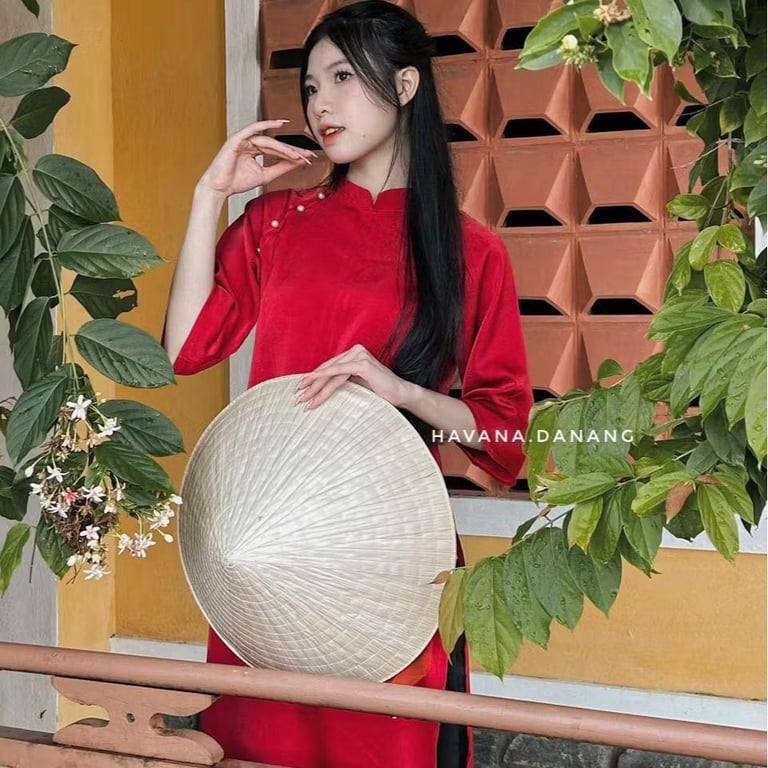 AD HVN lụa viền cúc ngọc - đỏ