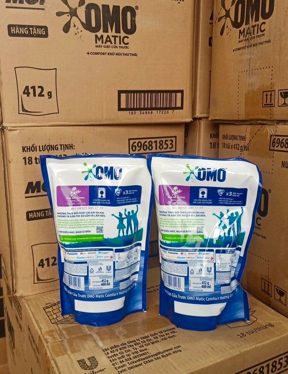 NƯỚC GIẶT OMO MACTIC HƯƠNG HOA OẢI HƯƠNG