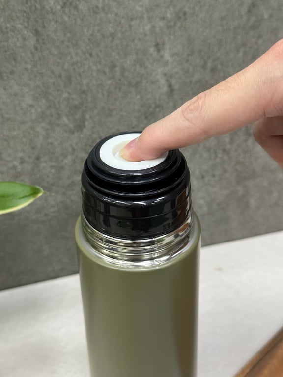 BÌNH GIỮ NHIỆT CAO CẤP KÈM NẮP CỐC YOSHIYAMA 350ML