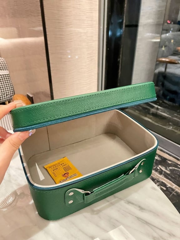 Hộp đựng đồ trang điểm Gift__LAMER siuuu đỉnh