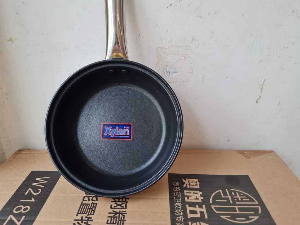 CHẢO INOX 304 CHỐNG DÍNH CAO CẤP 5 ĐÁY KALPEN Size 18CM