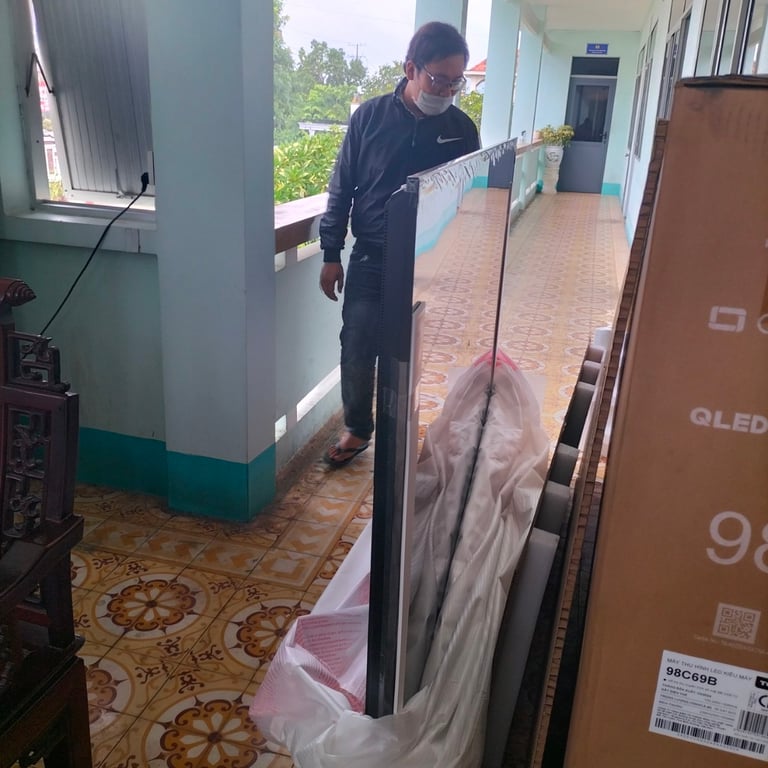Google Tivi QLED TCL 4K 98 inch 98C69B