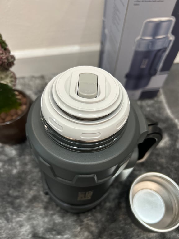 Phích giữ nhiệt Lebenlang inox 304 cao cấp LBL3030 1.6L