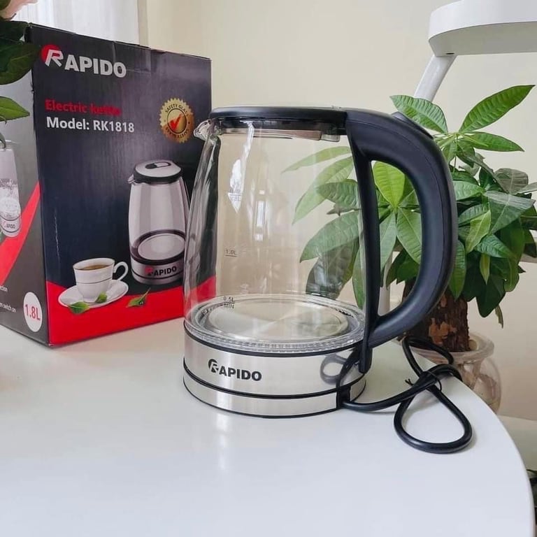 Ấm siêu tốc thuỷ tinh Rapido 1,8L RK1818