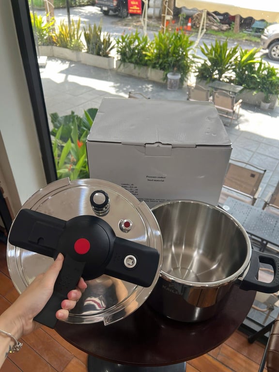 NỒI ÁP SUẤT INOX ĐÁY TỪ LIỀN KHỐI KAILER 7L