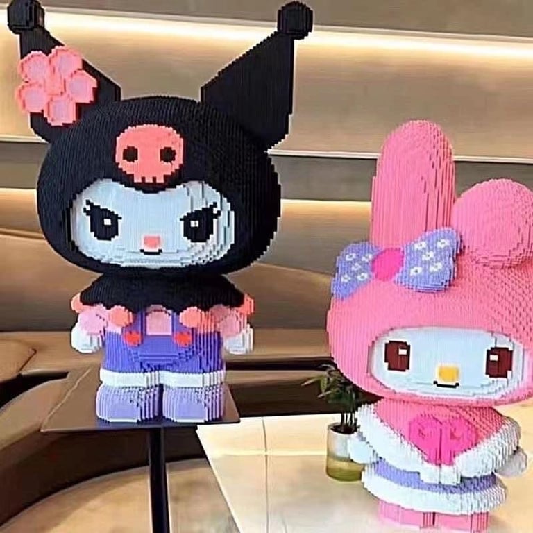 Bộ mô hình  Thỏ tím, bạn Kurome