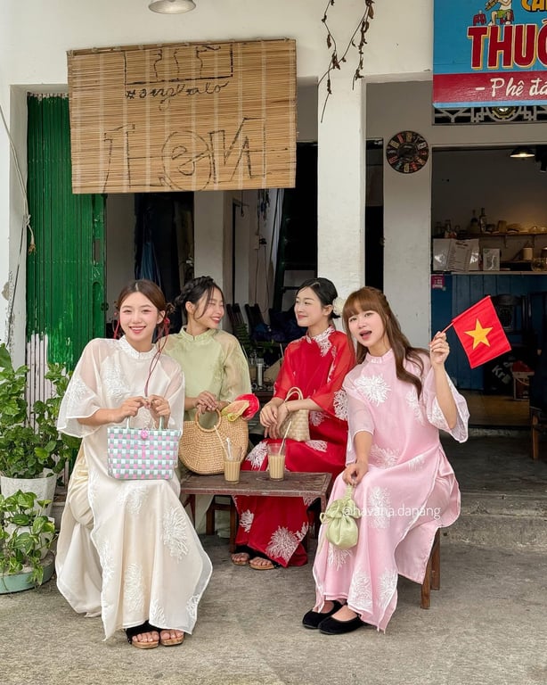 AD HVN Bỉ Ngạn - hồng