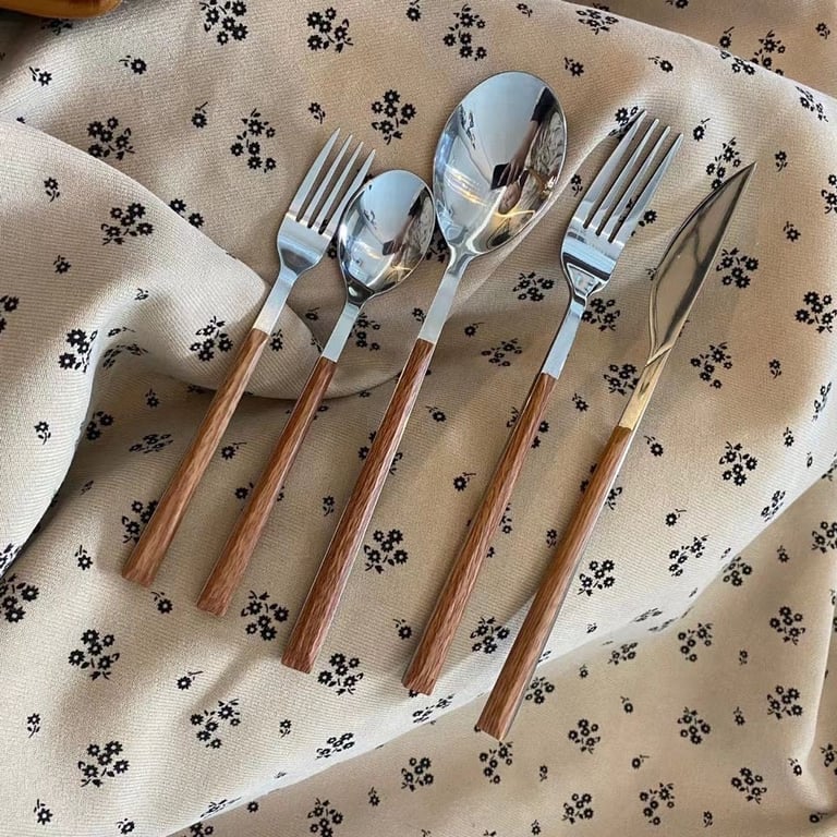 SET 5 chiếc 1 dao + 2 dĩa + 2 thìa đủ sz