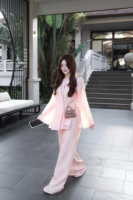 Set pháp phục cúc bọc tơ nhũ - hồng, đỏ