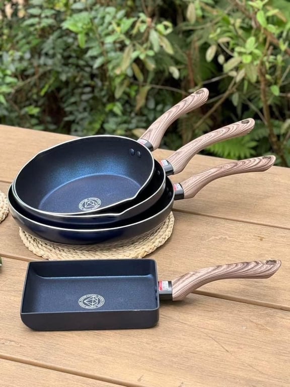chảo chống dính kim cương của Nhật