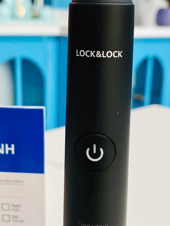 Bàn chải đánh răng điện Lock&Lock sạc không dây ENR346