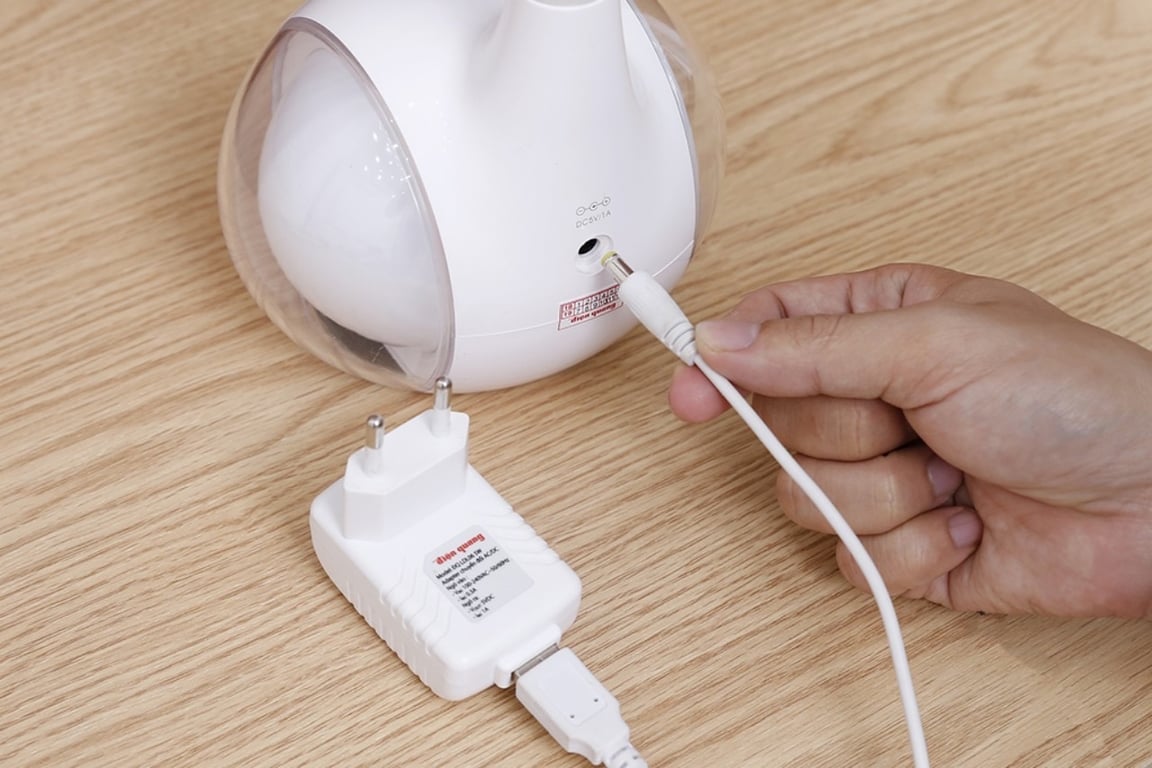 Đèn bàn LED bảo vệ thị lực Điện Quang ĐQ LDL06