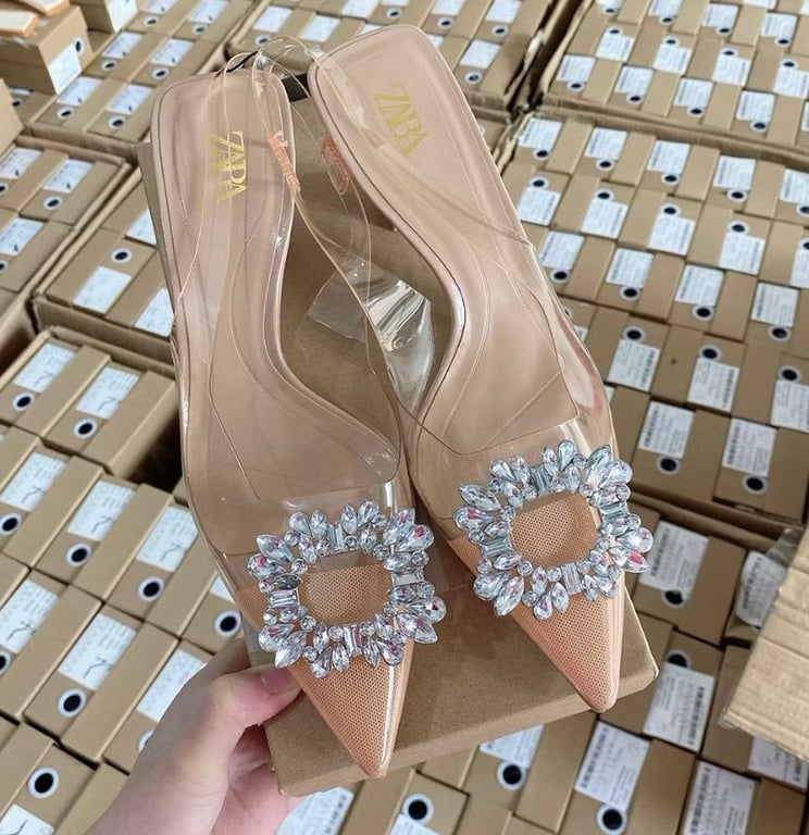 Giày zara đá ( size 38 39 )