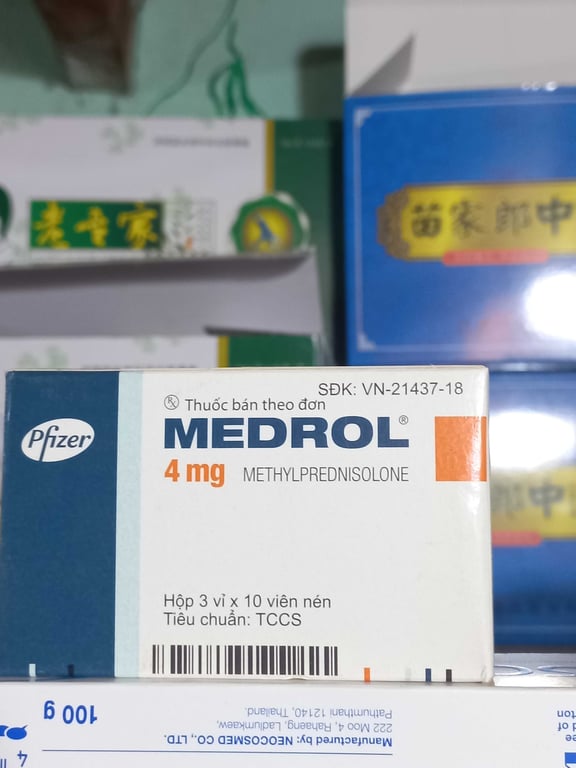 Medrol 4mg Pfizer hộp 30v