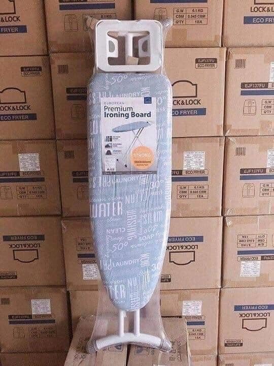 CẦU LÀ CHÂN CAO PREMIUM IRONING LOCK&LOCK F00141