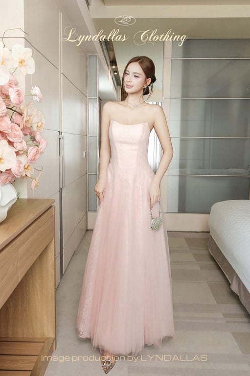 Đầm Dasha hồng