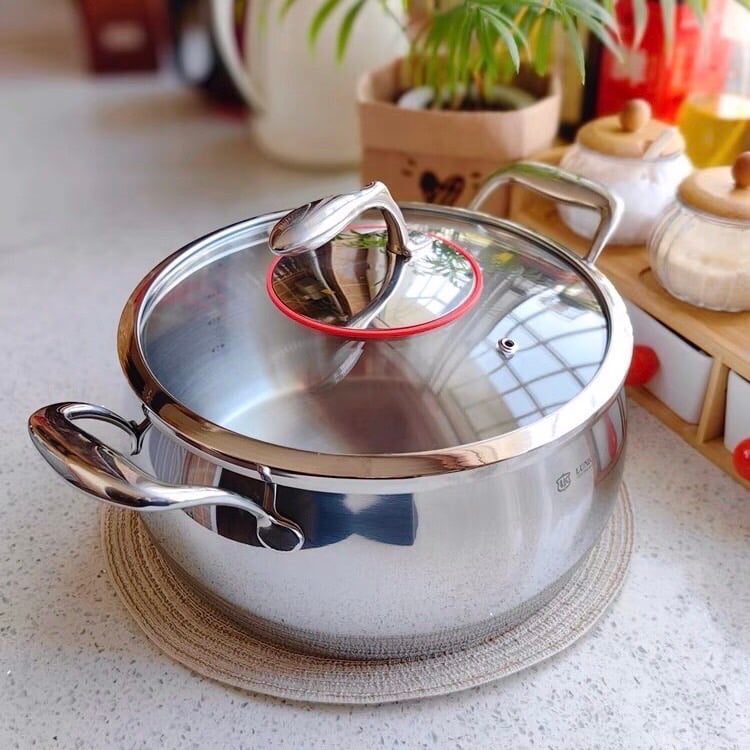 nồi đúc nguyên khối size 24cm hãng LUNKAI