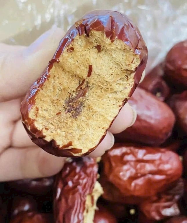 TÁO ĐỎ HOÀ ĐIỀN - Tân Cương