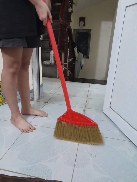 chổi quét nhà cước