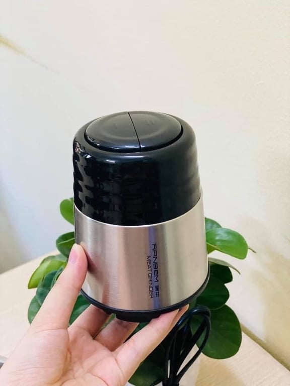 Em về xay thịt cối inox Ranbem 224A 2L