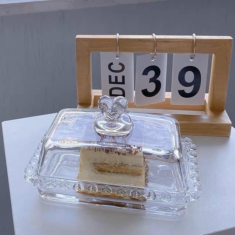 Khay thủy tinh kèm nắp đựng bơ, bánh trái, hoa quả...