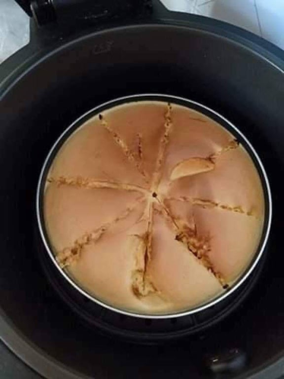 Khay nướng chống dính dành cho nồi chiên không dầu Rapido sz 22cm