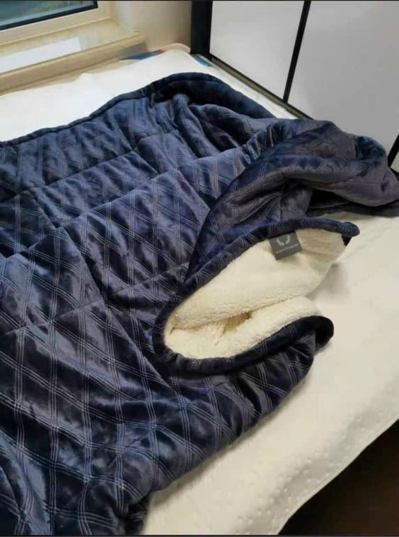 Chăn lông MONTE & JARDIN cao cấp size Queen