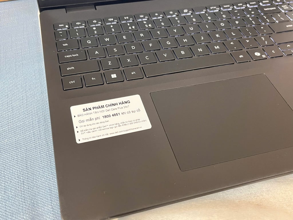 Laptop Dell 16 DC16250 C7U161W11BLU