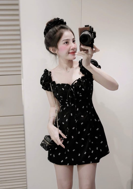 Váy nơ nhí vải tăm đen - freesize SM