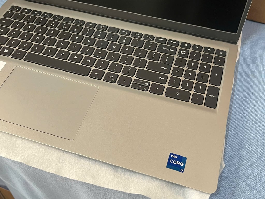 Laptop Dell 15 DC15250 71073959