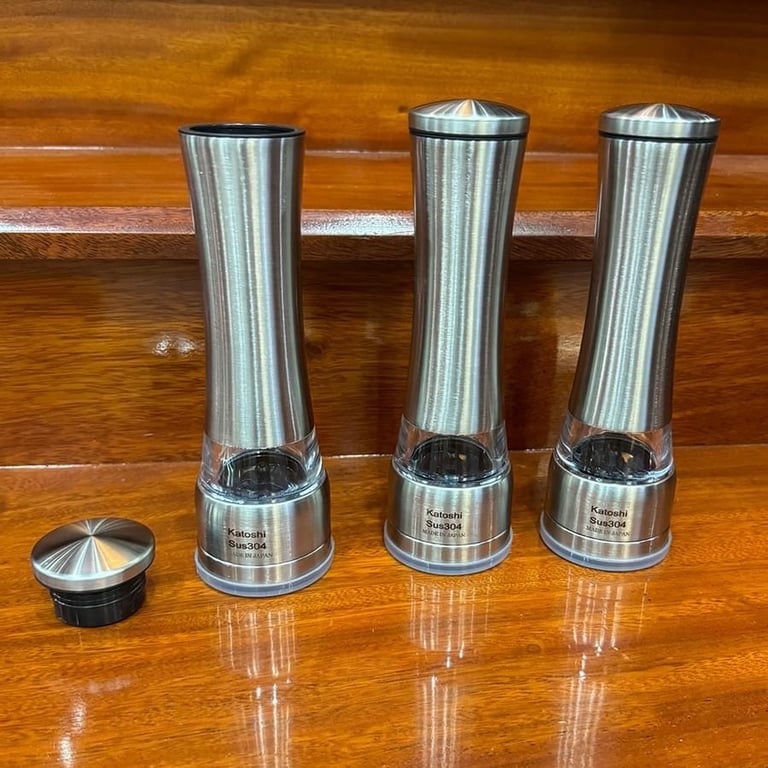 LỌ XAY TIÊU, XAY GIA VỊ NHẬT KATOSHI