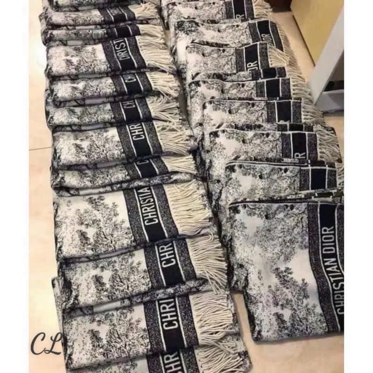 Khăn lụa cao cấp di.or