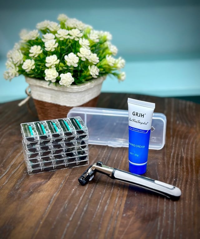 SÉT DAO CẠO RÂU+36 LƯỠI DAO THAY THẾ