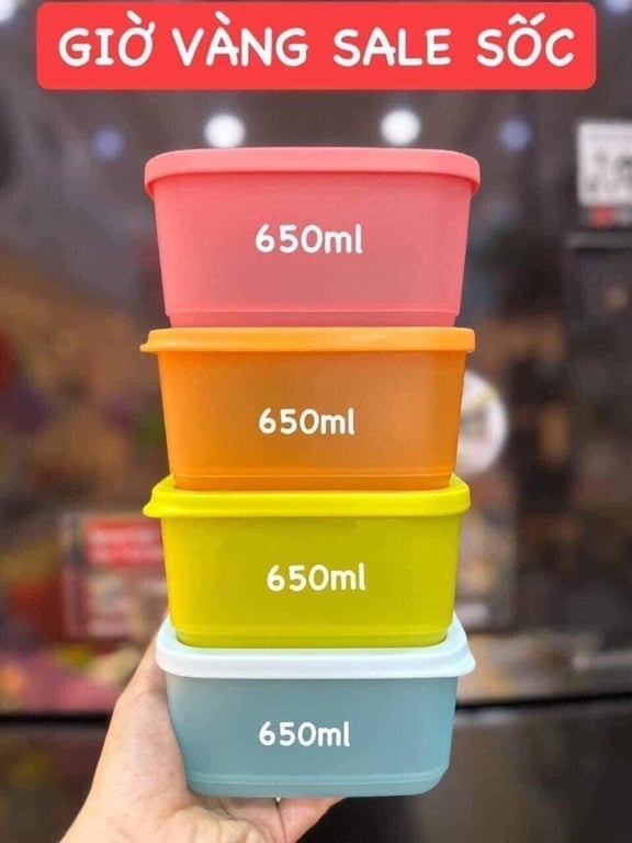 Bộ 4 hộp vuông Tupperware dung tích 650ml