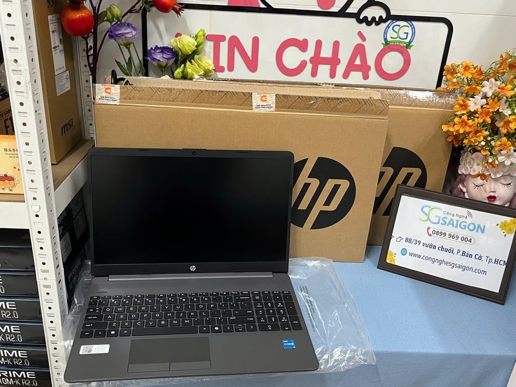 Laptop HP 250R G9 AX3C8AT